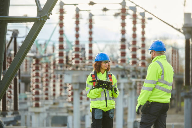 Best Local Electrician Companies  in Watertown, NY
